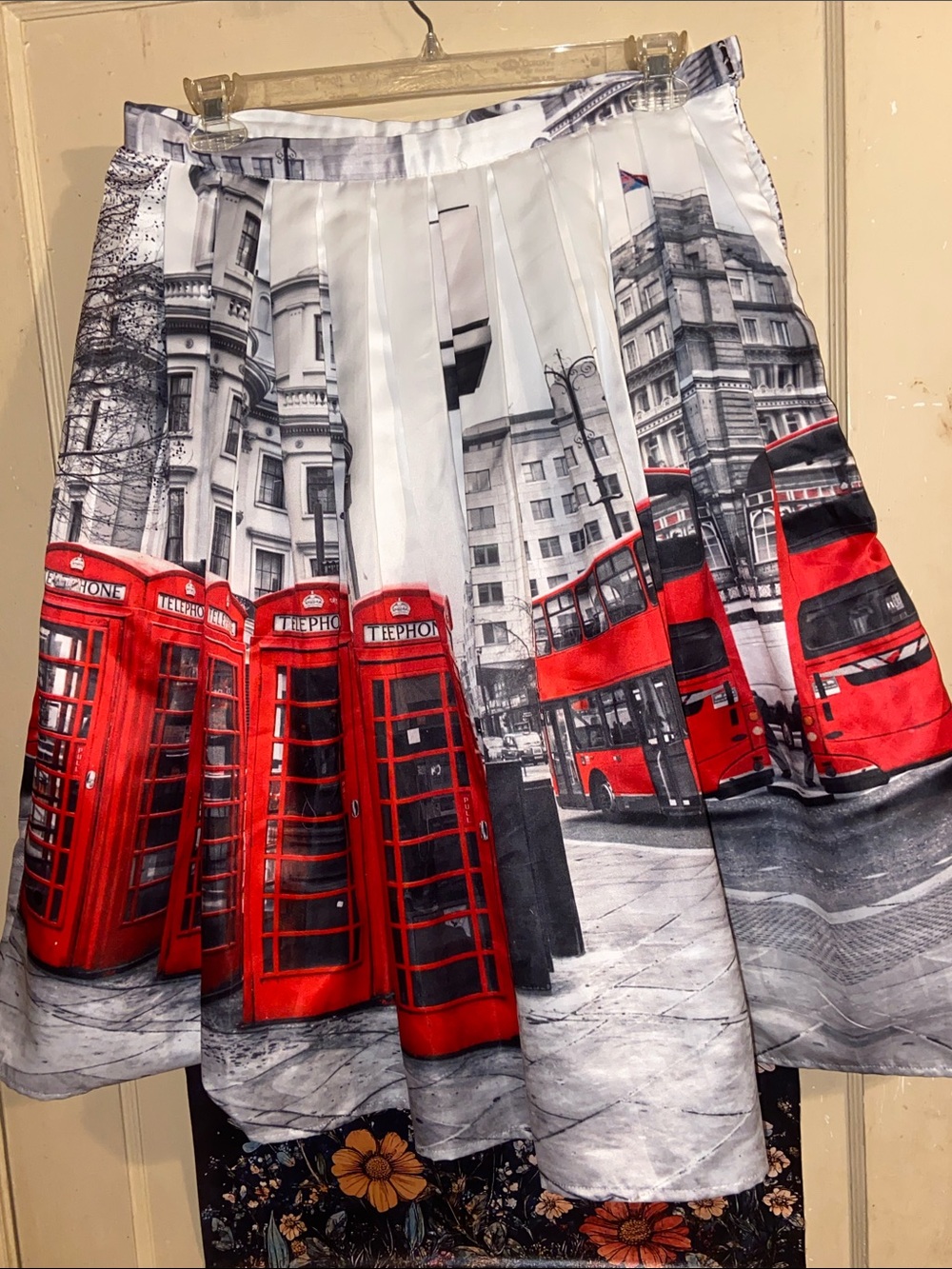 RED TELEPHONE BOX DOUBLE DECKER BUS LONDON SKIRT Satin Pleated Circle CHICWISH